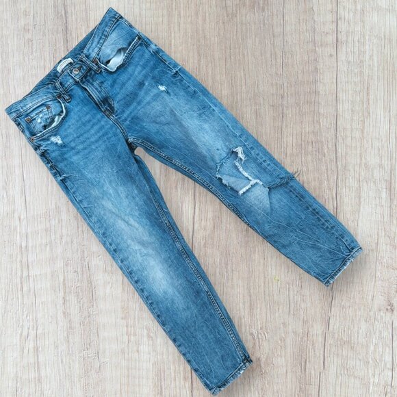 ZARA Distressed Ripped Slim Boyfriend Light Wash Denim Jeans 6 - Picture 1 of 4